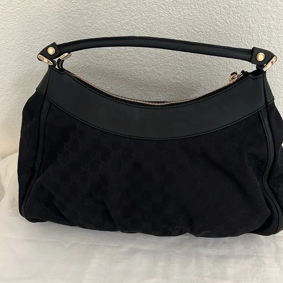 Black Gucci Abby Shoulder Bag. 💯 Authentic - Picture 2 of 12